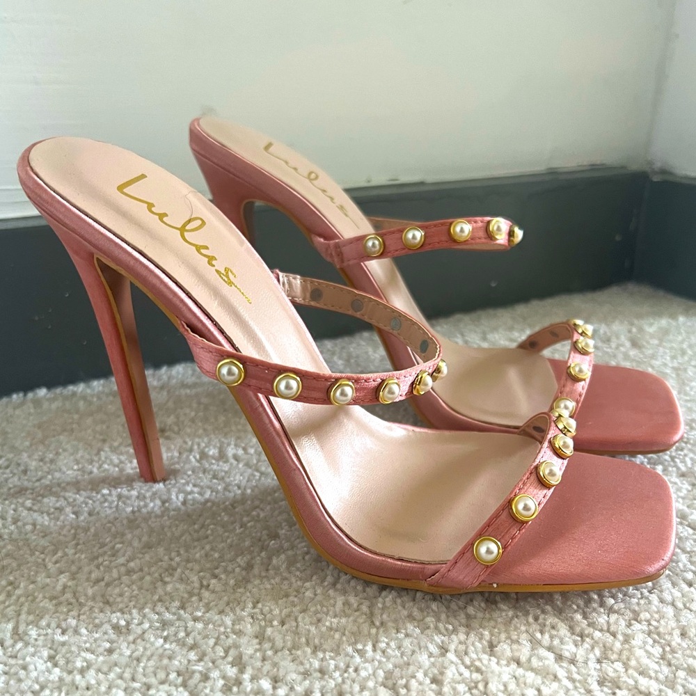 Lulu’s Pink Pearl Embellished Heels